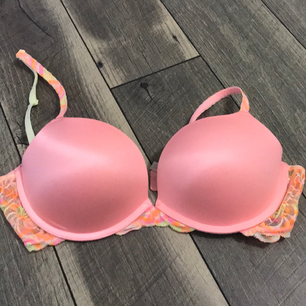 PINK VICTORIA SECRET Push up bra